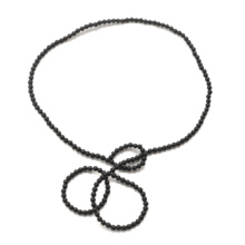 kette_capreolo_simple_onyxmatt Necklace made of black onyx beads.
